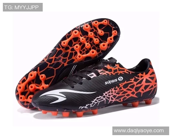 中超球星专用足球鞋大盘点 推荐品牌与型号解析 中超球星专用足球鞋大盘点 推荐品牌与型号解析