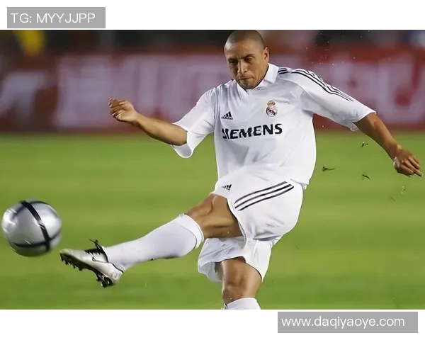 卡洛斯足球巨星生涯回顾与巴西传奇左后卫的辉煌故事